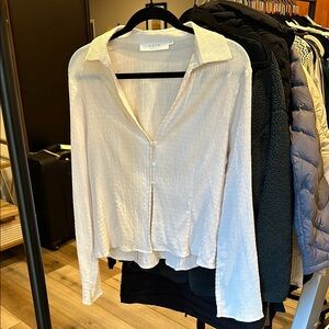 ASTR Women's Cream Button-Up Top